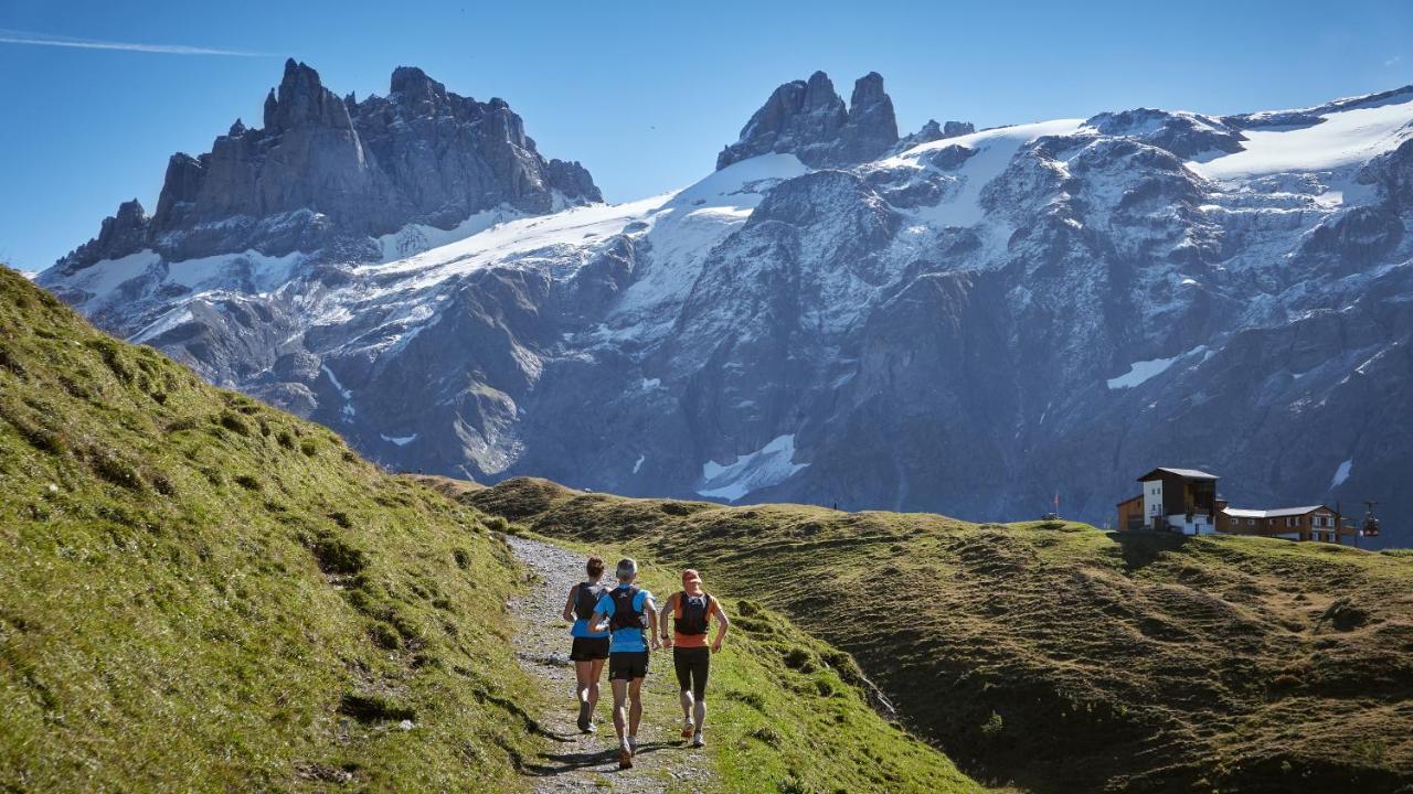 Hostel Engelberg "Mein Trail Hostel" Bagian luar foto